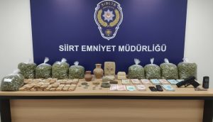 Siirt'te Büyük Operasyon: 33 Kişi Yakalandı, Tarihi Eser Kaçakçılığı ve Kara Para Aklama Suçları Ortaya Çıkarıldı