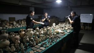 İstanbul Beykoz'da 10 Bin 185 Tarihi Eser Ele Geçirildi