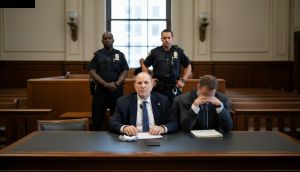Harvey Weinstein Tecavüz Davası New York'ta Düştü