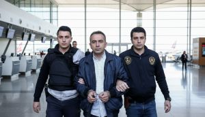 Çukurova Havalimanı'nda 13 Yıl Hapis Cezalı Firari Yakalandı