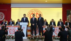 Antalyaspor'da Yönetim Kurulu Görev Dağılımı Belirlendi