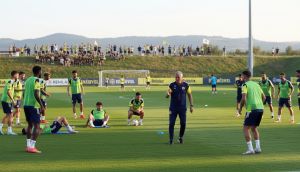 Fenerbahçe'de İsmail Kartal Yönetiminde Çift Antrenman