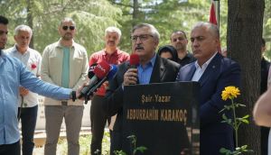 Usta Şair Abdurrahim Karakoç 14. Ölüm Yıl Dönümünde Kabri Başında Anıldı