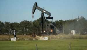 Brent Petrol 93 Dolara Geriledi