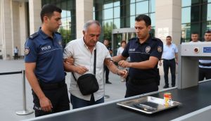 Bakırköy Adliyesi'ne Kalem Görünümlü Silahla Giren Yakalandı