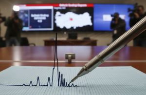 Balıkesir Sındırgı'da 4 Büyüklüğünde Deprem