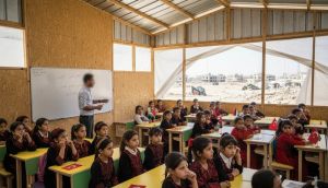 İHH Gazze'de İkinci Sahra Okulunu Açtı