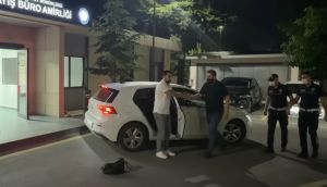Rumen Turistin Aracından Çantasını Çalıp İçini Boşaltan Hırsız Tutuklandı