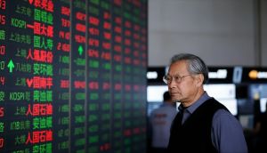 Asya Borsalarında Karışık Seyir: Fed ve Teknoloji Hisseleri