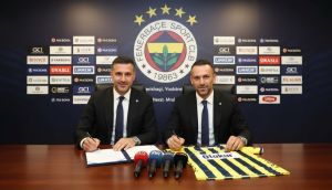 Vedat Muriqi Fenerbahçe'ye imza attı: 'Savaştan kaçmam!'
