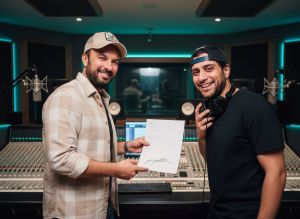 Tarkan'dan Reynmen'e Yeni Şarkı Desteği