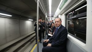 Cumhurbaşkanı Erdoğan Halkalı-İstanbul Havalimanı Metro Hattı'nda Yolculuk Yaptı: 31 Temmuz'a Kadar Ücretsiz