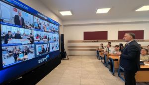 TahtApp Ve 5G İle 7 İlde Az Gören Çocuklara Karne Heyecanı