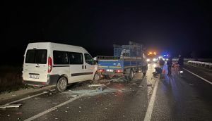 Bitlis'te Trafik Kazası: 3 Kişi Yaralandı