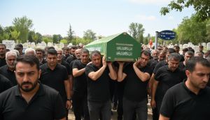 Konya'da Boşanma Aşamasındaki Eşi Tarafından Vurulan 3 Çocuk Annesi Yüksel Sarıkaya Toprağa Verildi