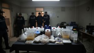 İstanbul'da Narkotik Operasyonu: 30 Kilogram Uyuşturucu Ele Geçirildi, 2 Gözaltı