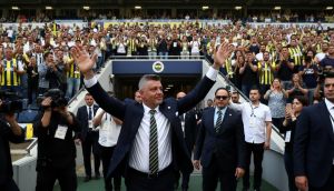 Sadettin Saran'a Kongre Üyelerinden Büyük Destek