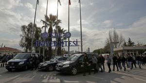 Ege Üniversitesi ihalelerinde usulsüzlük: 44 şüpheli gözaltına alındı